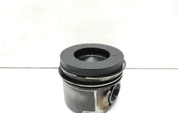 BMW 5 F10 F11 Piston 84L110 F091