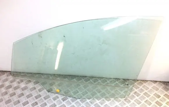 Ford Fiesta Front door window glass four-door 8A61A21411A