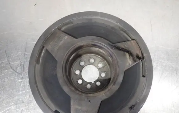 Audi A6 S6 C5 4B Crankshaft pulley