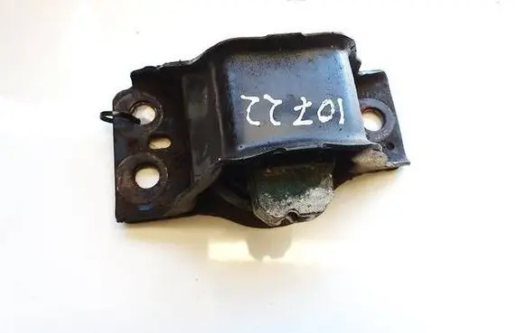 Renault Scenic II - Grand scenic II Engine mount bracket 
