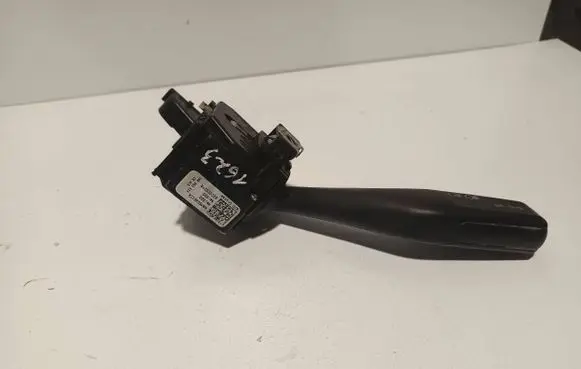 Volkswagen Golf V Indicator stalk ANP80H012A 6GC02025