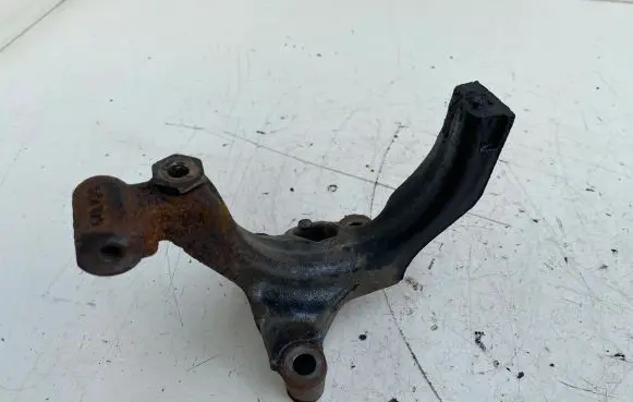 Volkswagen Golf VII Driveshaft support bearing bracket 