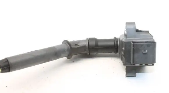 Mercedes-Benz CLA C118 X118 High voltage ignition coil A2829060000