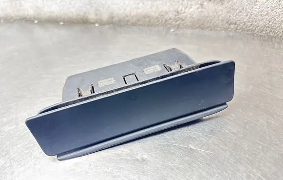 Saab 9-5 Car ashtray 12756716 5331251 5331269