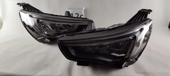 Opel Grandland X Headlights/headlamps set 