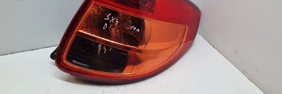 Suzuki SX4 Rear/tail lights 22016684