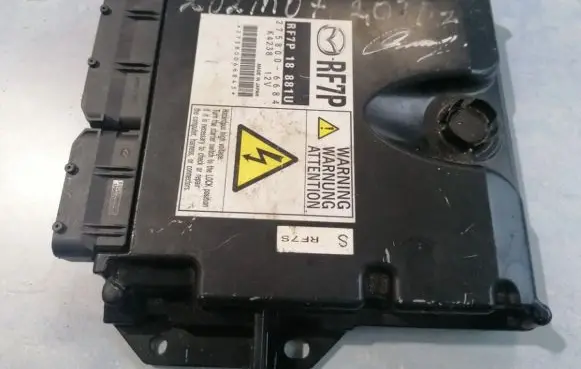 Mazda 5 Engine control unit/module RF7P18881U 275800-6684