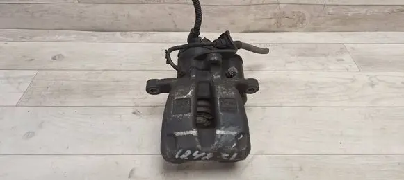 Volkswagen PASSAT B6 Rear brake caliper 