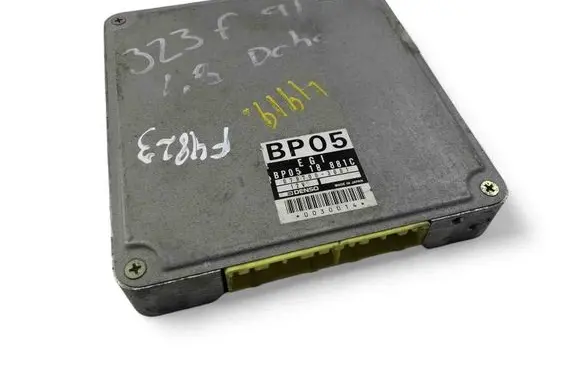 Mazda 323 Engine control unit/module ECU BP0518881C
