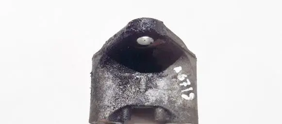 Mazda 6 Engine mounting bracket