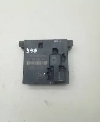 Mercedes-Benz E W211 Door control unit/module 2118201526