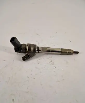 Toyota RAV 4 (XA40) Fuel injector 8514146