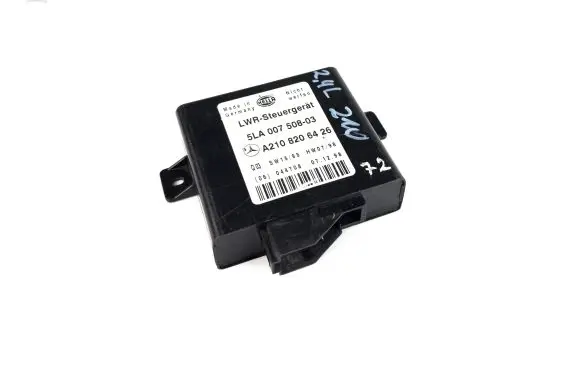 Mercedes-Benz E W210 Light module LCM a2108206426 5la00750803