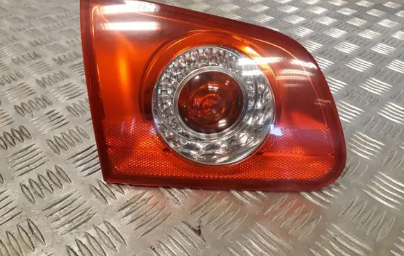 Volkswagen PASSAT B6 Tailgate rear/tail lights 3C9945093
