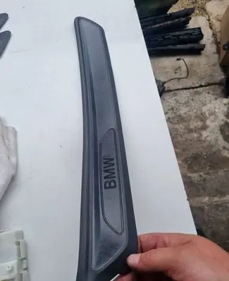 BMW 2 F46 Front sill trim cover 7316821 602511