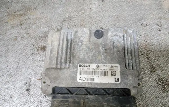 Opel Signum Engine control unit/module 0281012534 55197150