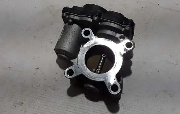 Renault Twingo III Throttle valve 161208729R