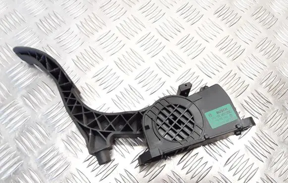 Skoda Fabia Mk2 (5J) Accelerator throttle pedal 6Q1721503F 887216770YB3 0280755063