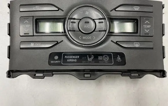 Toyota Auris 150 Climate control unit 5590002220B