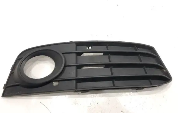 Audi A4 S4 B8 8K Front bumper lower grill 