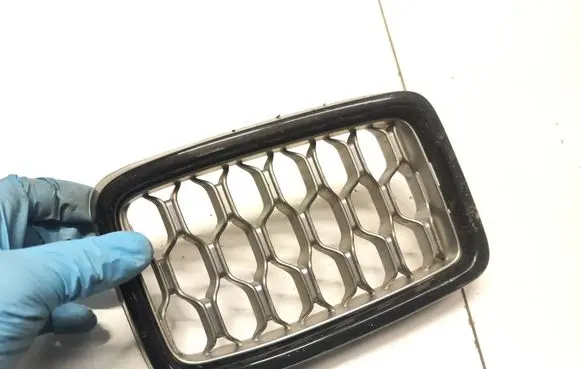 Jeep Grand Cherokee Front grill 5zV10trmaa