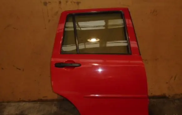 Mazda 2 Rear door