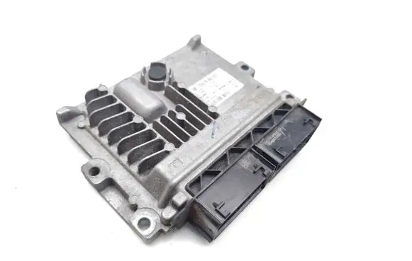 Ford Mondeo MK V Engine control unit/module DS71-12B684-XC 28575336 HS7A-12A650-CBA