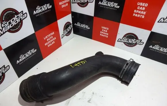 Audi A2 Air intake hose/pipe 8Z0129658E