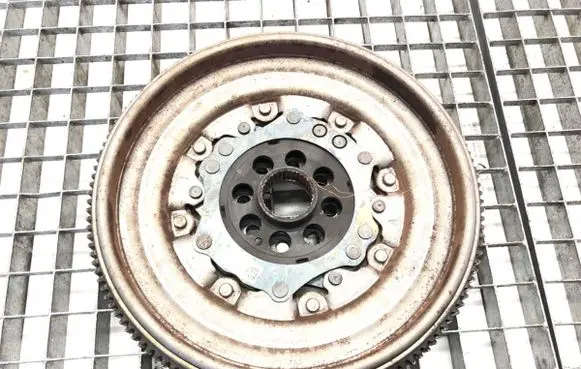 Volkswagen Golf VII Clutch set kit 06K105266A