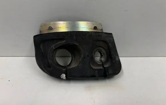 Mercedes-Benz CLS AMG C219 Other engine bay part A2118350098