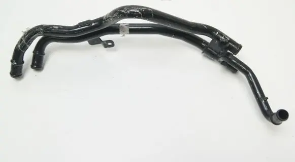 Volkswagen Touareg II Engine coolant pipe/hose 7P0121070AJ