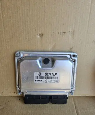 Volkswagen Phaeton Engine control unit/module 0261207688 022906032BN 26SA8538