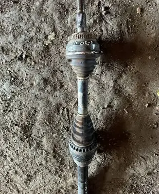 Volvo S70 V70 V70 XC Front driveshaft P9163580