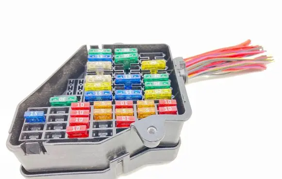 Audi A4 S4 B7 8E 8H Fuse box set 4956494
