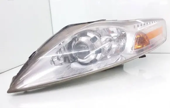 Ford Mondeo MK IV Headlight/headlamp BS7113D156AB 35XT53D1