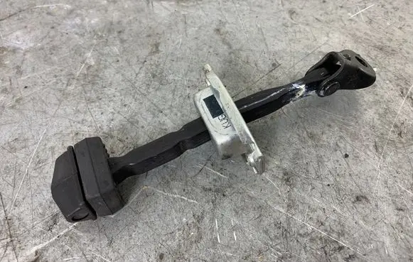 Honda CR-V Front door check strap stopper