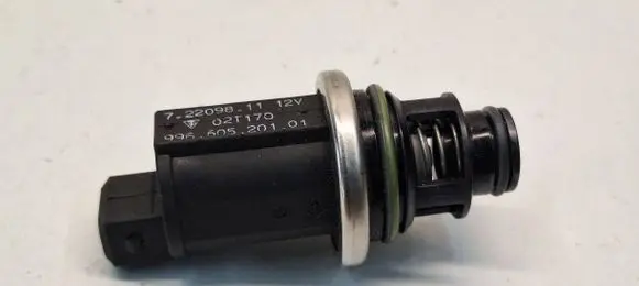 Porsche 996 Breather valve 72209811 02T170 99660520101