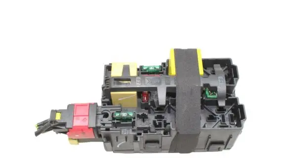 Peugeot 2008 I Fuse box set 9806192580