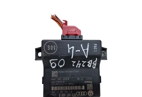 Audi A4 Allroad Gateway control module 8T0907468R 8T0907468H