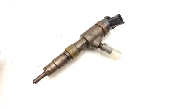 Ford Fiesta Fuel injector 0445110339