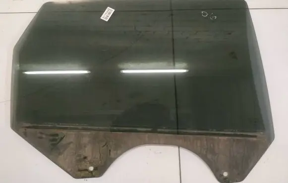 Fiat Freemont Rear door window glass AS3