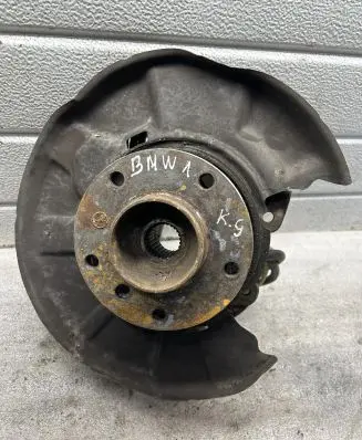 BMW 1 E81 E87 Rear wheel hub