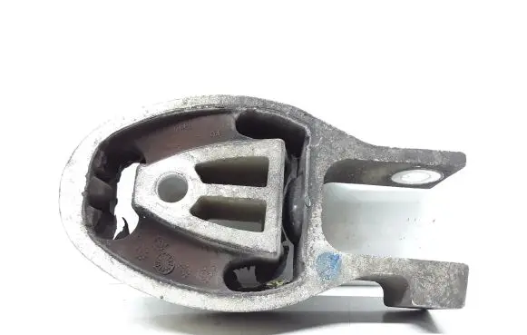 Volvo S60 Engine mount bracket 30671248 30660705