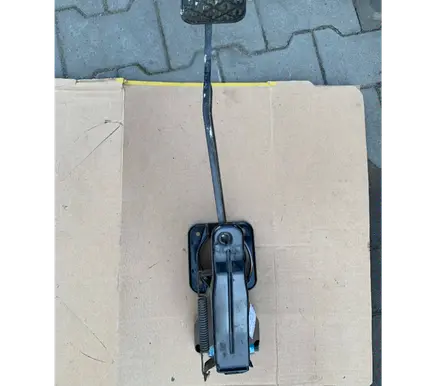 Mercedes-Benz Vito Viano W639 Brake pedal A6392901901