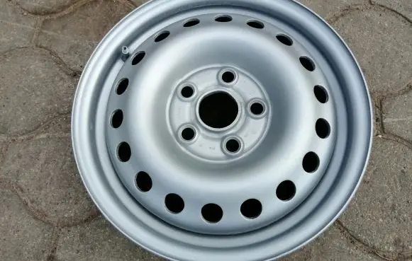 Volkswagen Transporter - Caravelle T4 R15 steel rim 7D0601027A