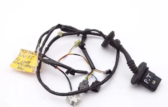 Mitsubishi Pajero Rear door wiring loom