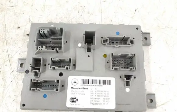 Mercedes-Benz C W205 Comfort/convenience module 2229009808 A2229009808