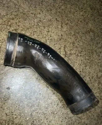 BMW 5 E39 Intercooler hose/pipe 2249669