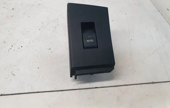 Toyota Auris E180 Electric window control switch 7427102630