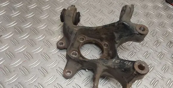Toyota Auris E180 Rear wheel hub